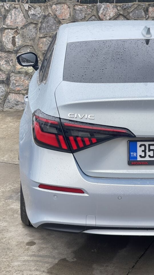 Honda Civic FE Sedan Modern Line Animasyonlu LED Stop Seti Kırmızı