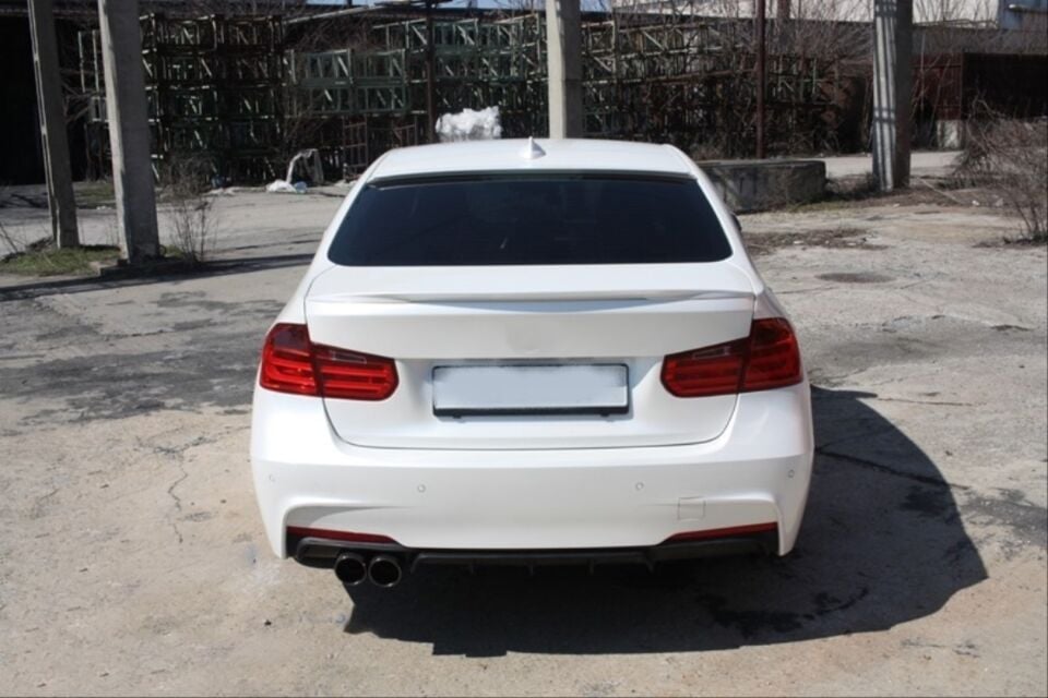 BMW 3 Serisi F30 M Difüzör Sol Tek Çıkış Kalın - Piano Black (2012-2018)