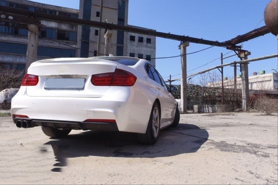 BMW 3 Serisi F30 M Difüzör Sol Tek Çıkış Kalın - Piano Black (2012-2018)