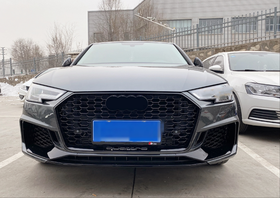 Audi A4 B9 RS4 Ön Tampon ve Panjur Seti (2016-2019)