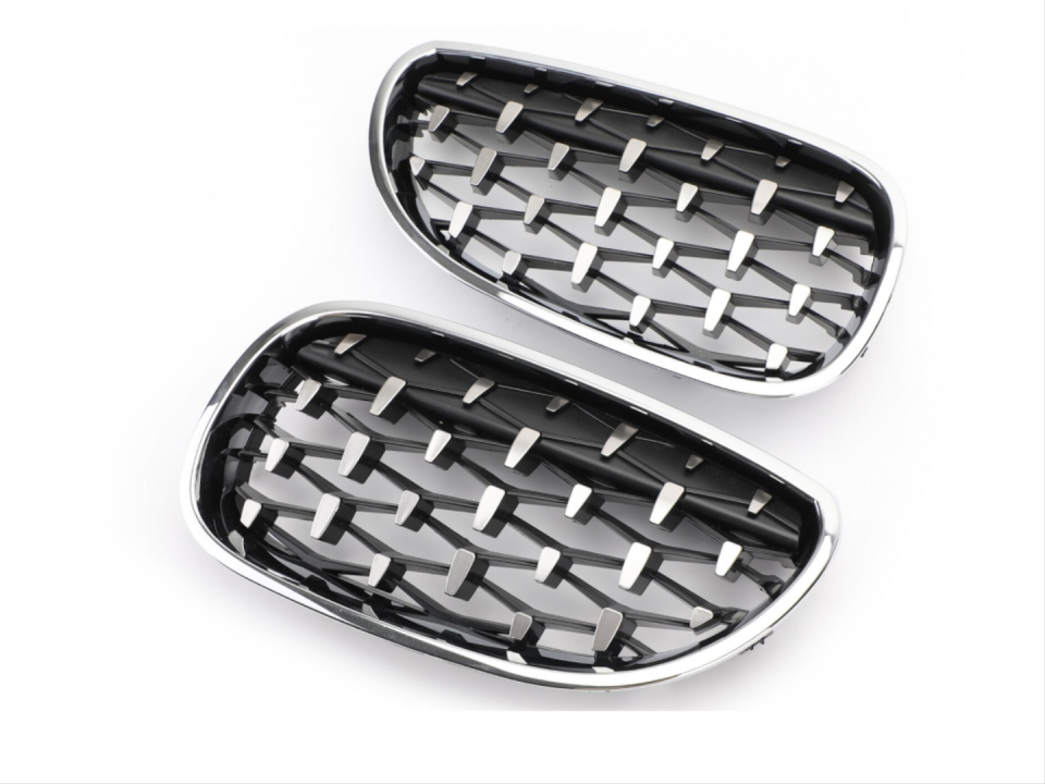 BMW 5 Serisi E60 Diamond Panjur (Böbrek) Krom Çerçeve (2004-2009)