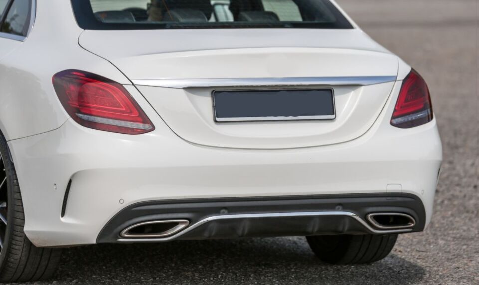 Mercedes-Benz C Serisi W205 Sedan 2015-2018 Makyajlı C63 AMG Dönüşüm Tampon Seti