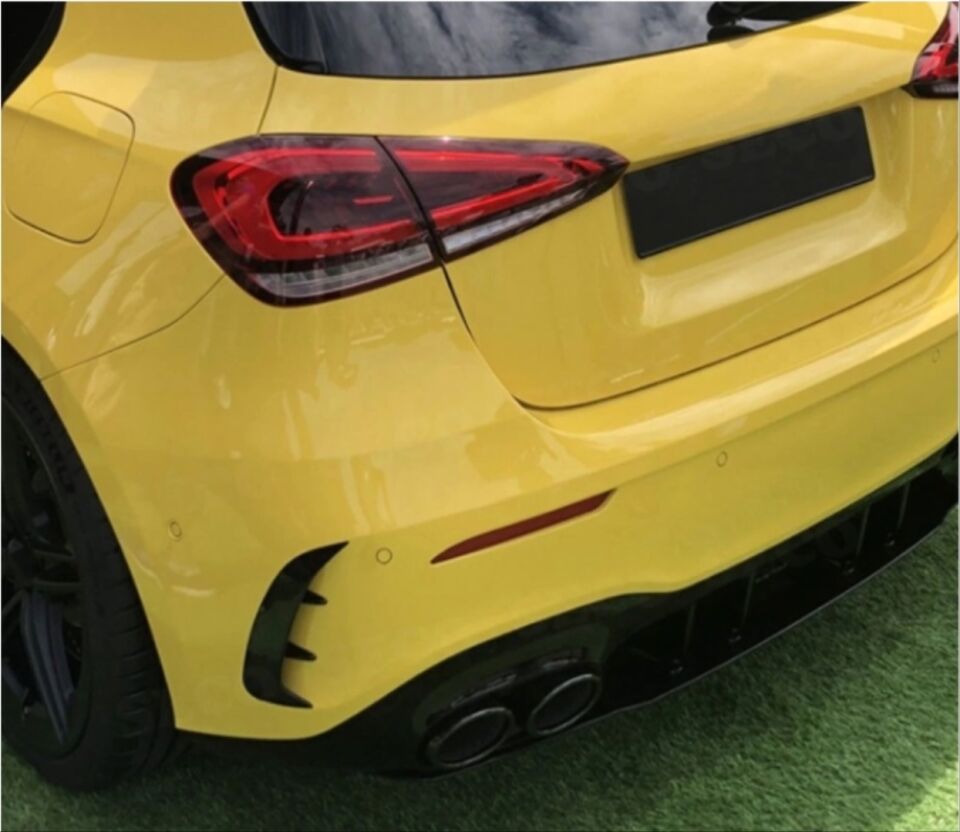Mercedes-Benz A Serisi W177/V177 2018+ AMG Arka Tampon Vent Trim Seti (Piano Black)