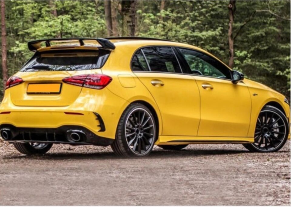 Mercedes-Benz A Serisi W177/V177 2018+ AMG Arka Tampon Vent Trim Seti (Piano Black)