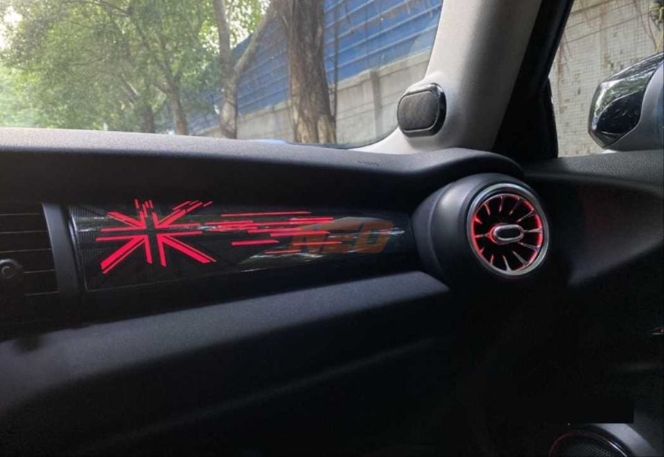 MINI Cooper F55/F56/F57 (14+) Uygulama Kontrollü RGB Ambiyans Seti
