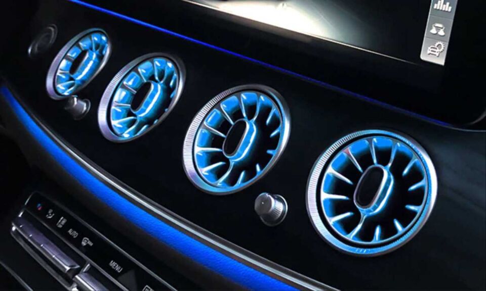 Mercedes W213 E Serisi 64 Renk Işıklı Ön Havalandırma Seti