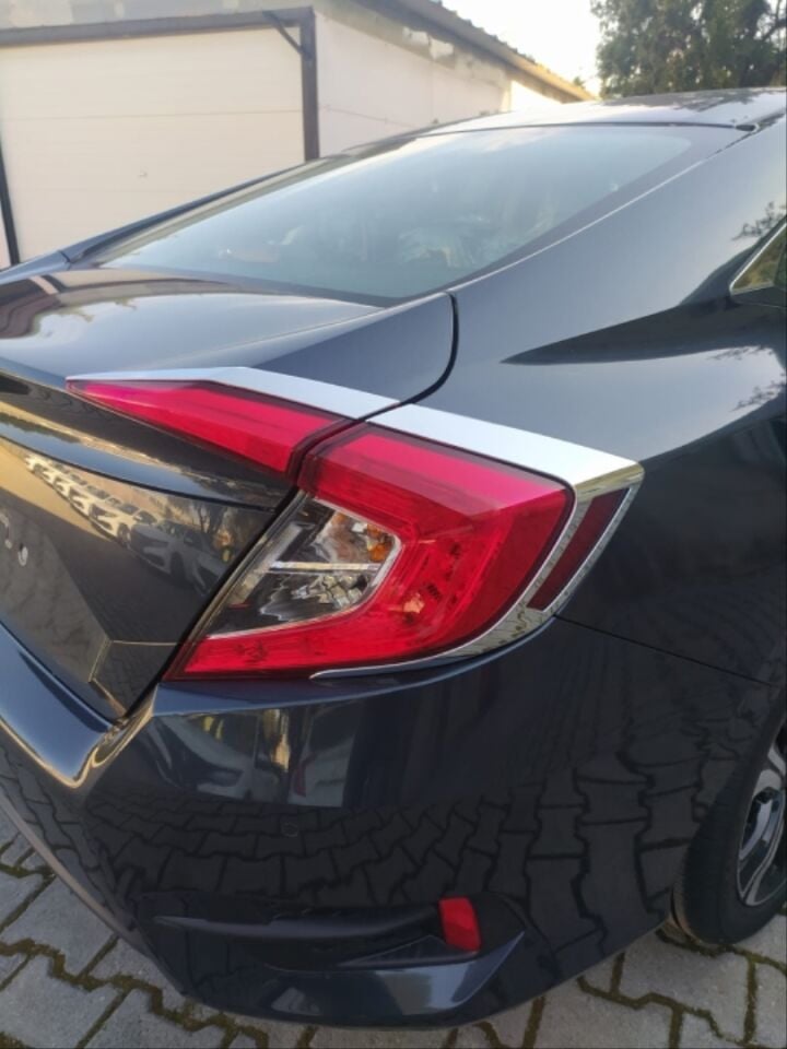 Honda Civic FC5 2016-2021 Si Kırlangıç Bagaj Spoyleri (Reflektörlü)