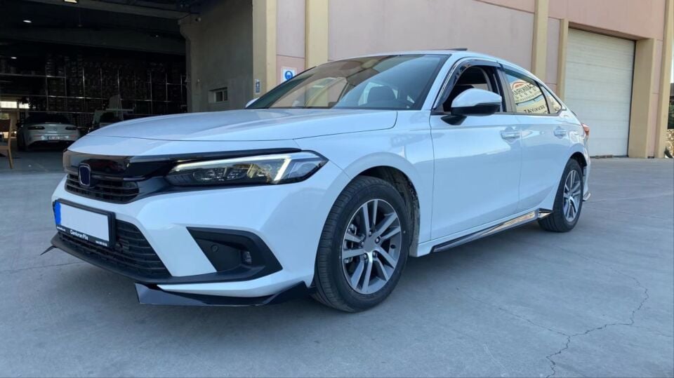 Honda Civic FE1 Sedan Aero Yan Marşpiyel Seti Piano Black