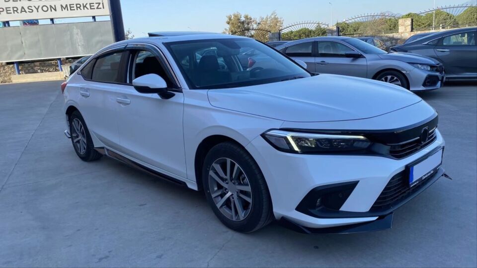 Honda Civic FE1 Sedan Aero Yan Marşpiyel Seti Piano Black