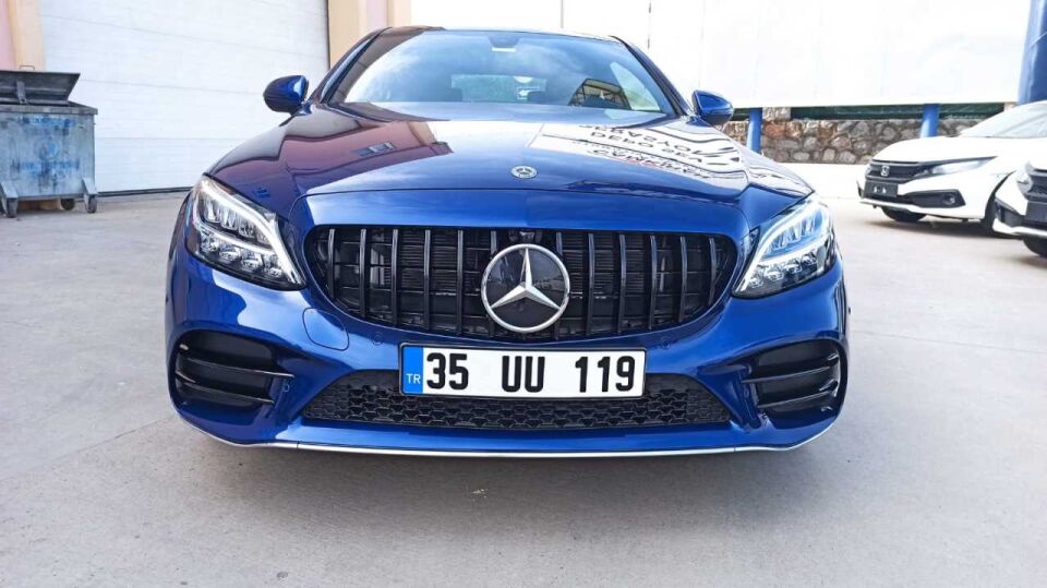 Mercedes-Benz C Serisi W205 Makyajlı Ön Tampon Flap Seti Piano Black (4 Parça)