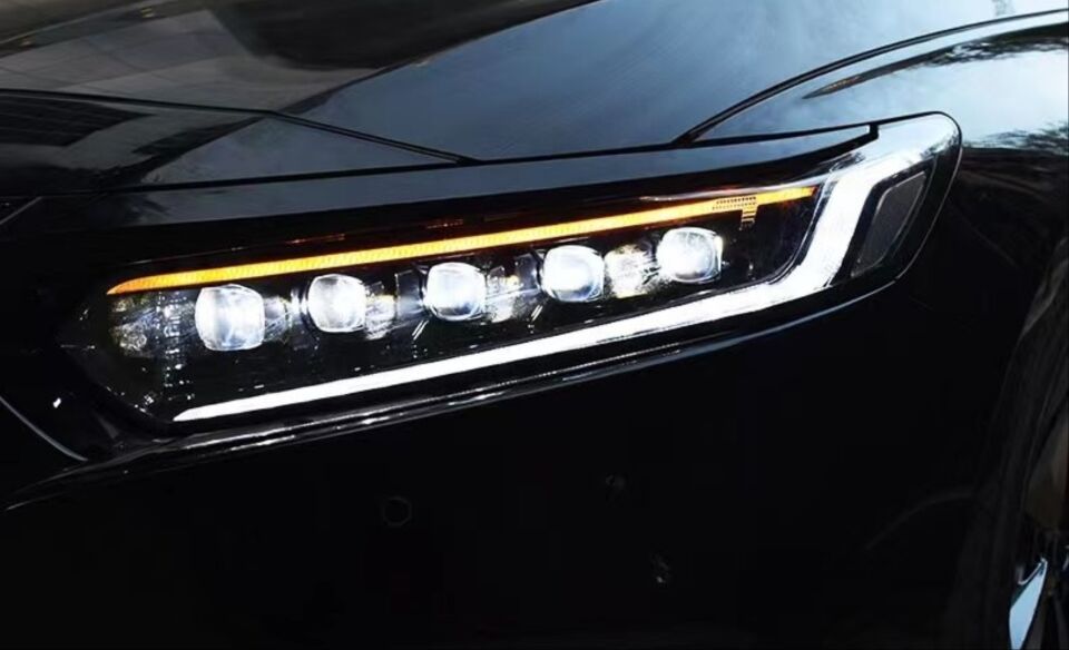 Honda Accord CV 5 Mercekli Full LED Ön Far Takımı