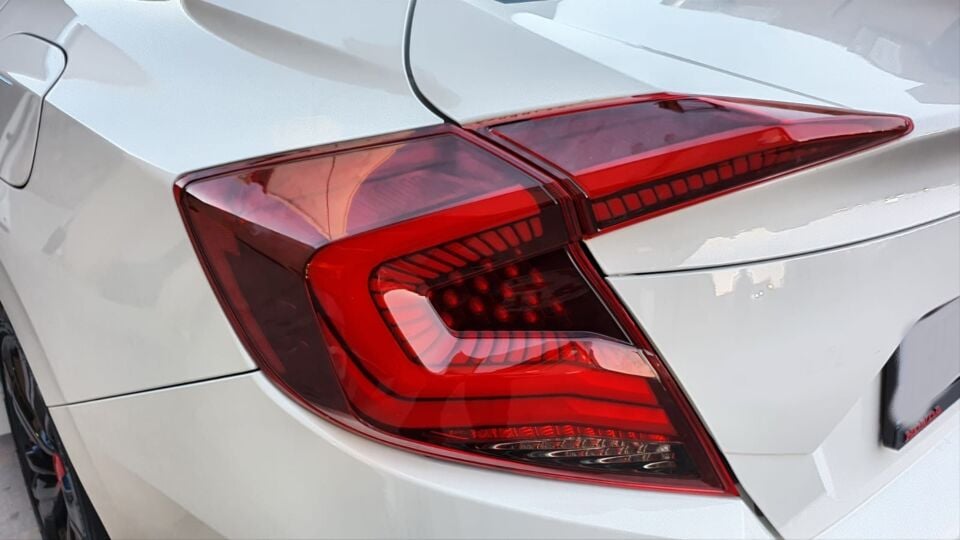 Honda Civic FC5 2016-2021 Omurga  Kayar Sinyalli LED Stop Seti (Kırmızı)