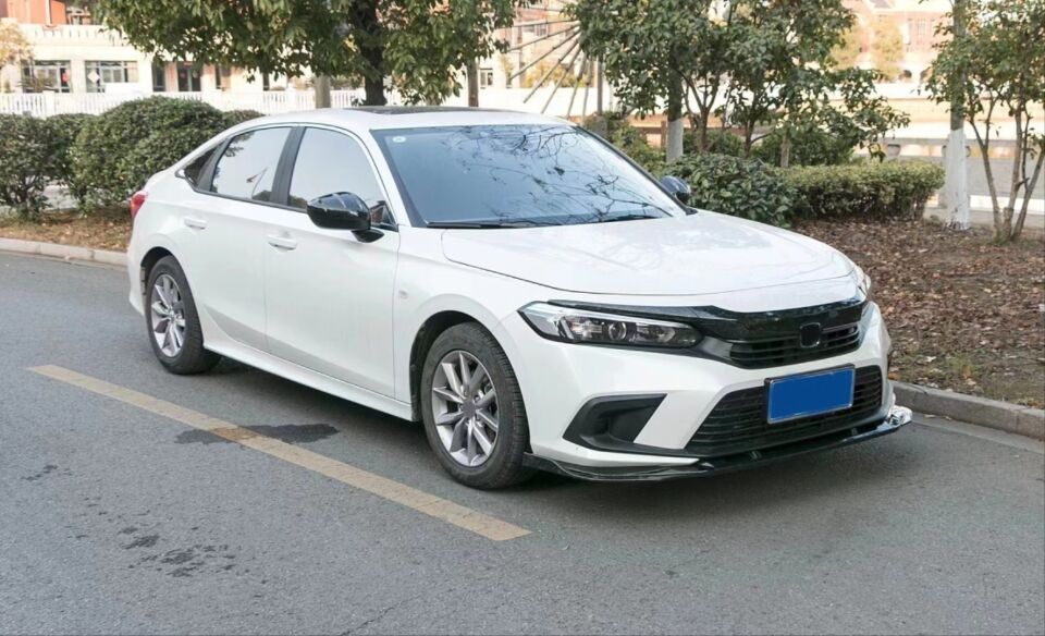 Honda Civic FE1/FL Ön Tampon Lip Eklentisi 3 Parça Piano Black