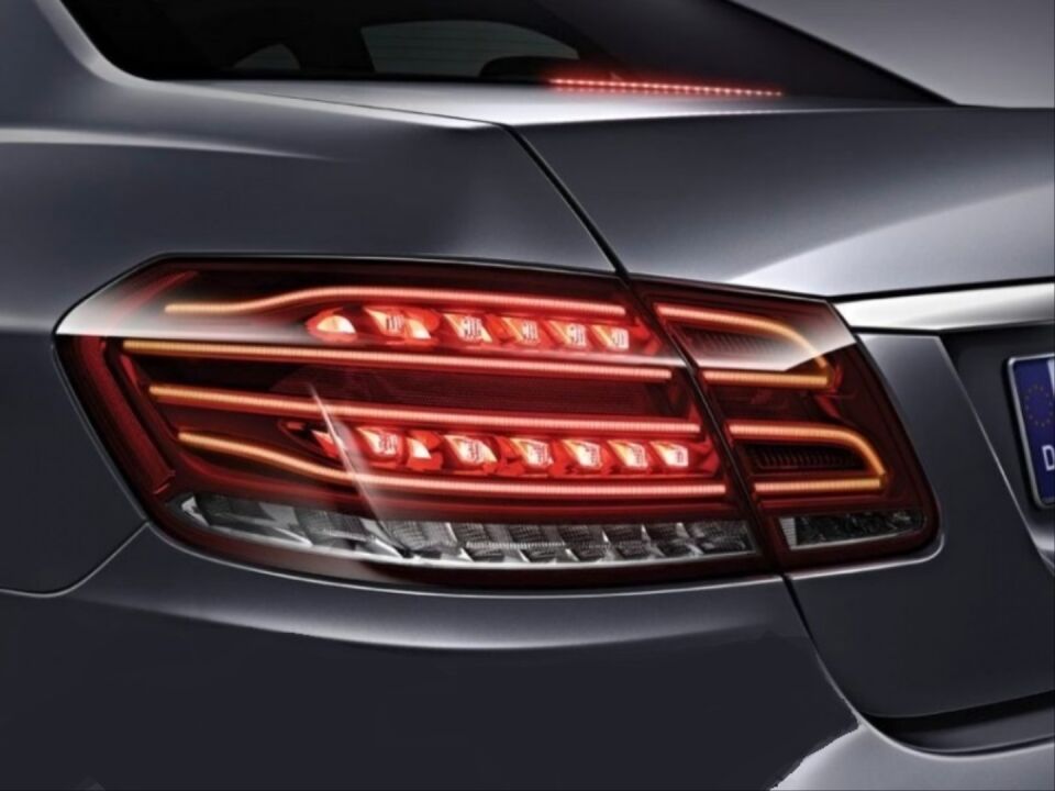 Mercedes-Benz E Serisi W212 Makyajsız Makyajlı LED Stop Seti Kırmızı