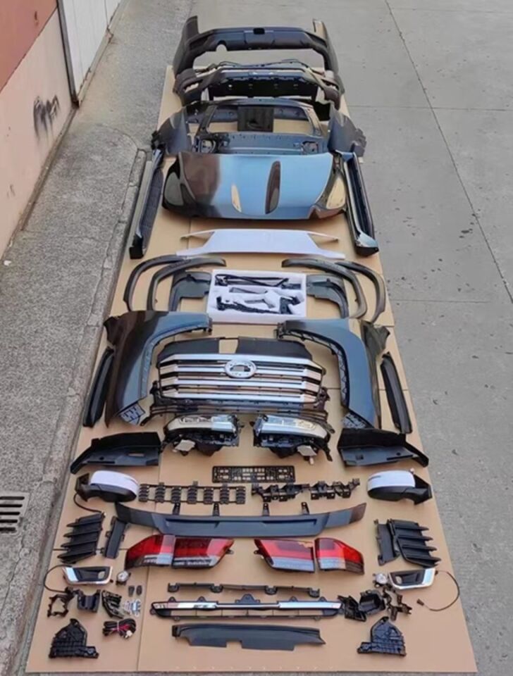 Toyota Land Cruiser LC200'den LC300'e Kasa Dönüşüm Kiti