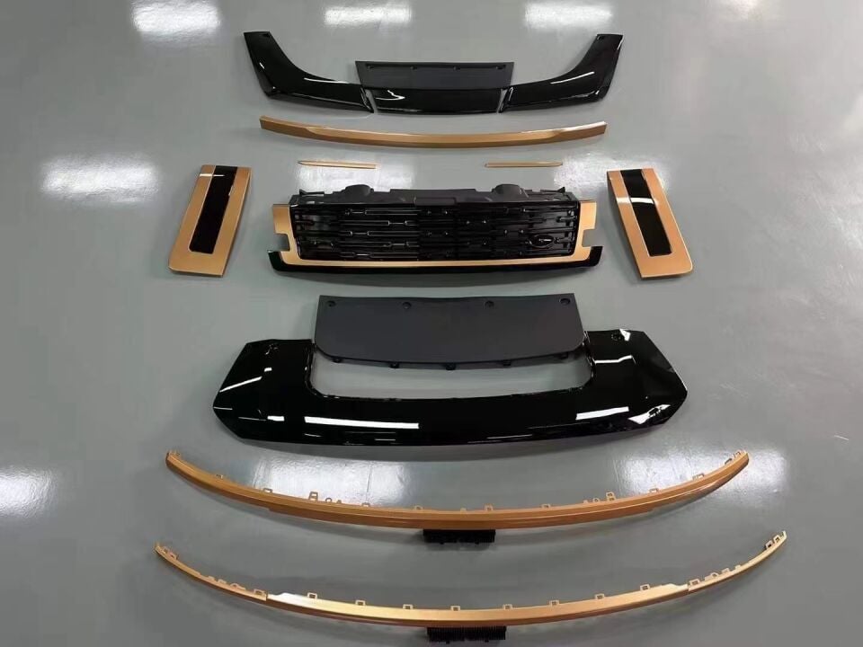 Range Rover L460 (22+) SV Dış Trim Seti Altın (Golden)