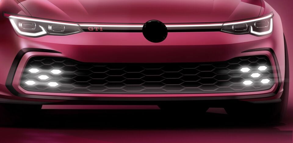 Volkswagen Golf 8 2020+ GTI LED'li Ön Panjur Şeridi