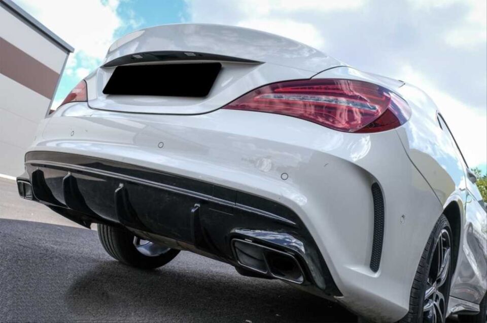 Mercedes-Benz CLA Serisi W117 Makyajsız CLA45 Difüzör ve Egzoz Seti Piano Black