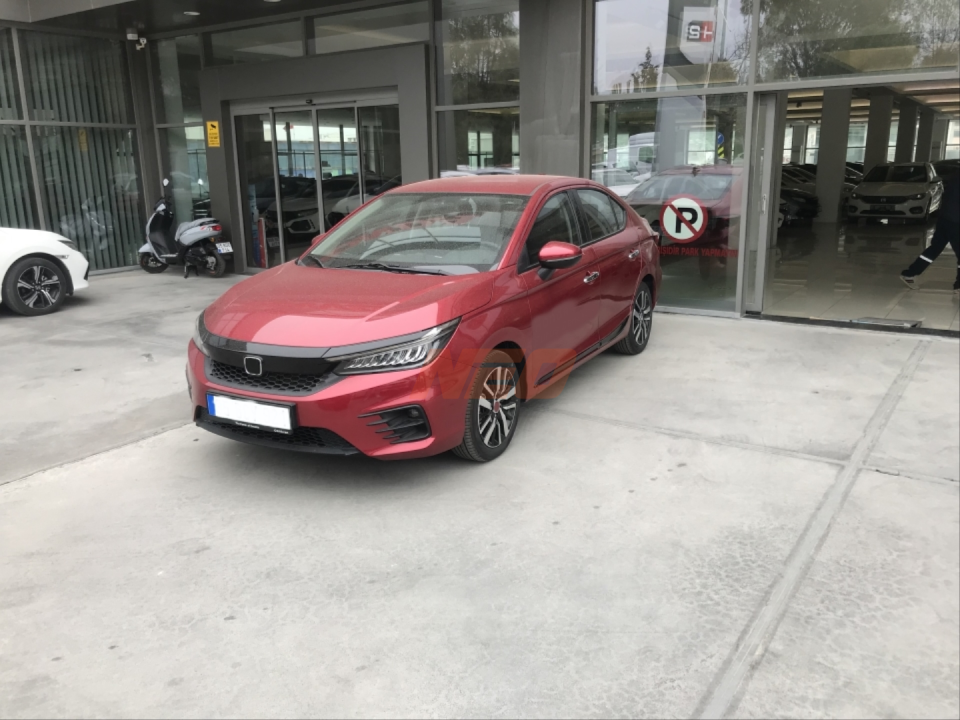 Honda City GN RS Stil Ön Sis Farı Çerçevesi Seti Piano Black