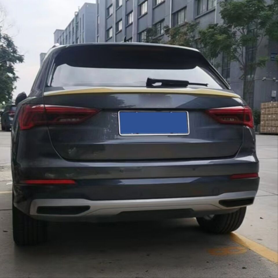 Audi Q3 (F3) 2019+ Bagaj Ortası Spoiler Piano Black