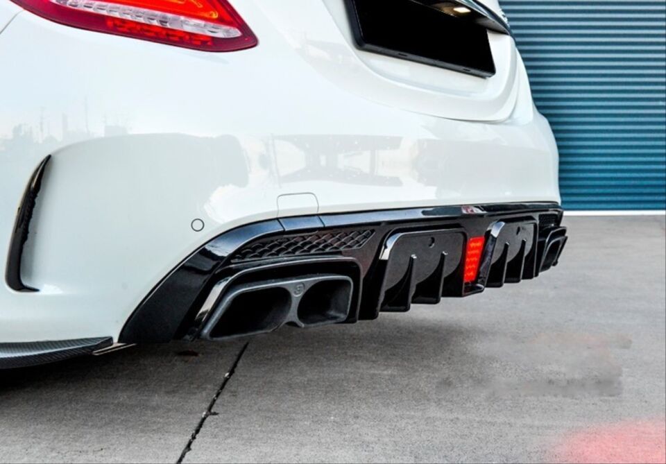 Mercedes-Benz C Serisi W205 AMG Line Brabus Difüzör ve Egzoz Ucu Seti