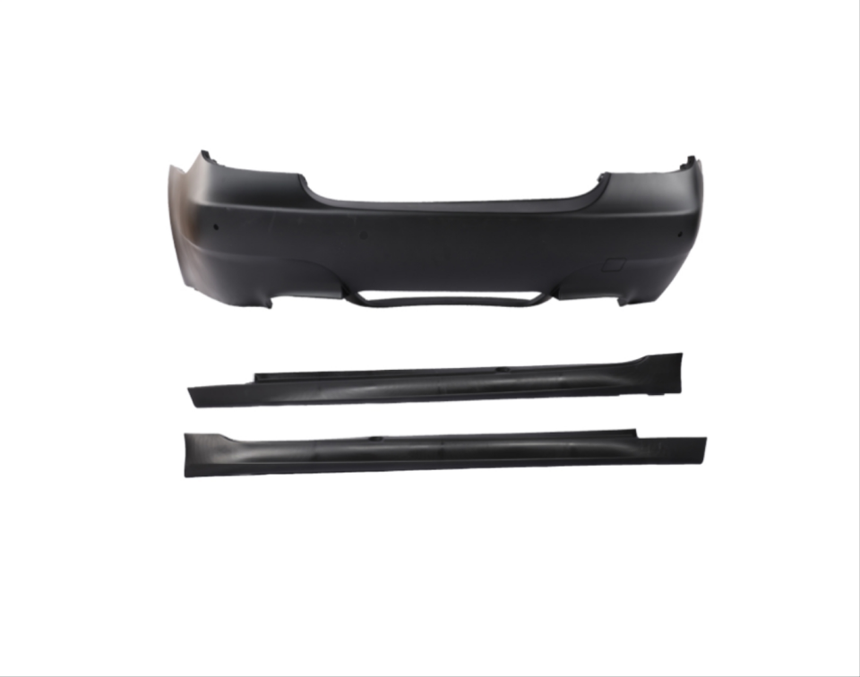 BMW 5 Serisi E60 M4 Görünüm Body Kit