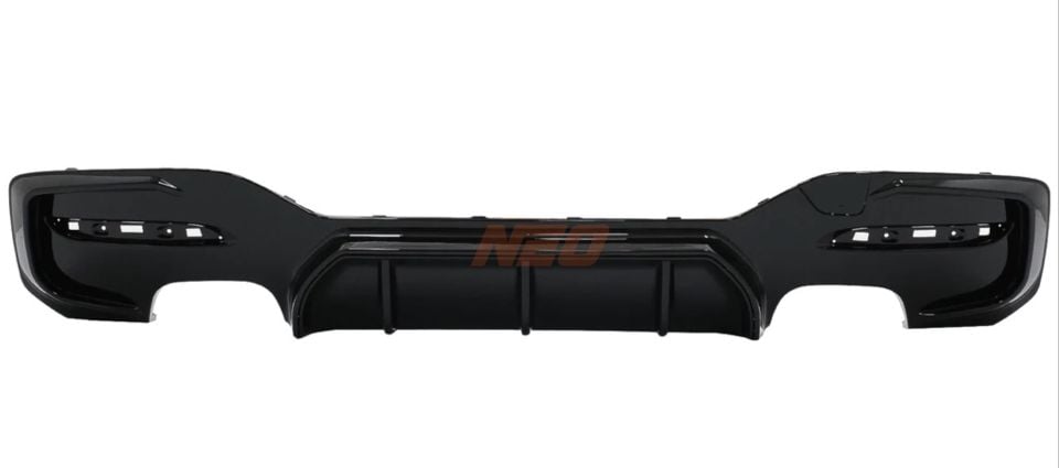 BMW 1 Serisi F20 MT Tampon Çift Çıkış Difüzör (2015-2018)