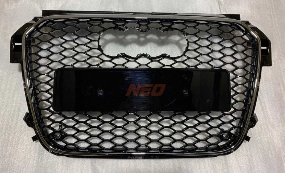 Audi A1 8X RS1 Petek Panjur Krom Çerçeveli Piano Black