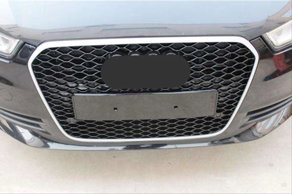 Audi A6 C7 RS6 Petek Panjur Krom Çerçeveli Piano Black
