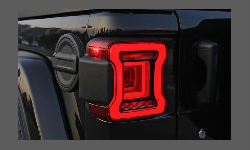 Jeep Wrangler JK 3D Efektli Füme LED Stop Takımı