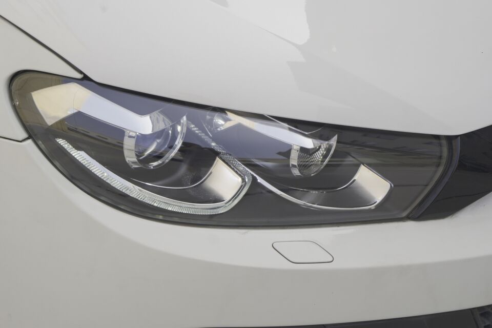 Volkswagen Scirocco 2008-2017 Xenon Uyumlu U-LED Far Seti