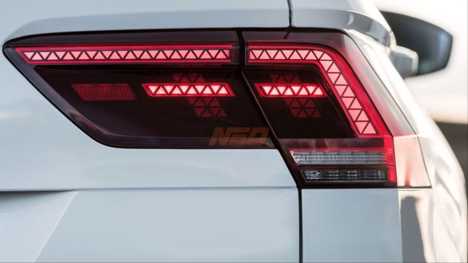 Volkswagen Tiguan 2016-2020 Highline Stil Kayar Sinyalli LED Stop Seti