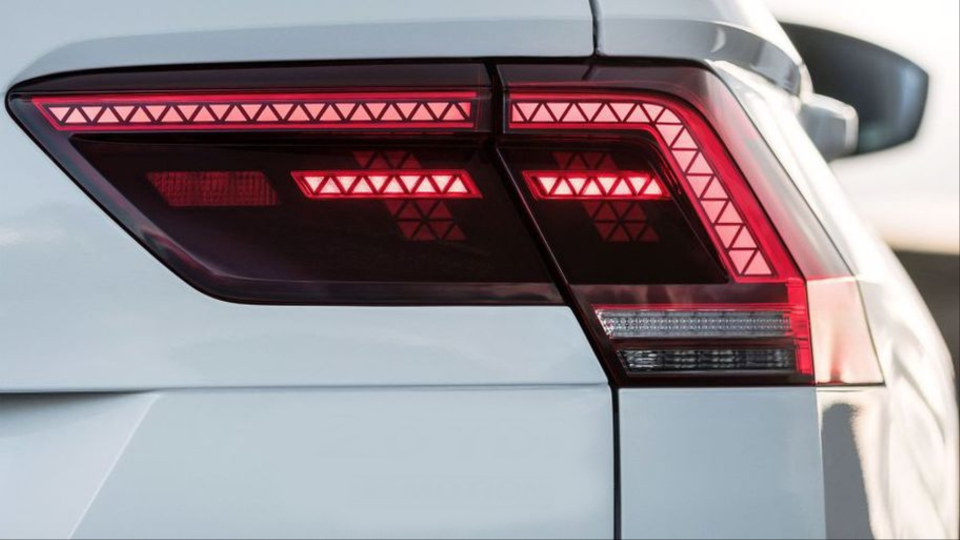 Volkswagen Tiguan 2016-2020 Highline Kayar Sinyalli LED Stop Seti