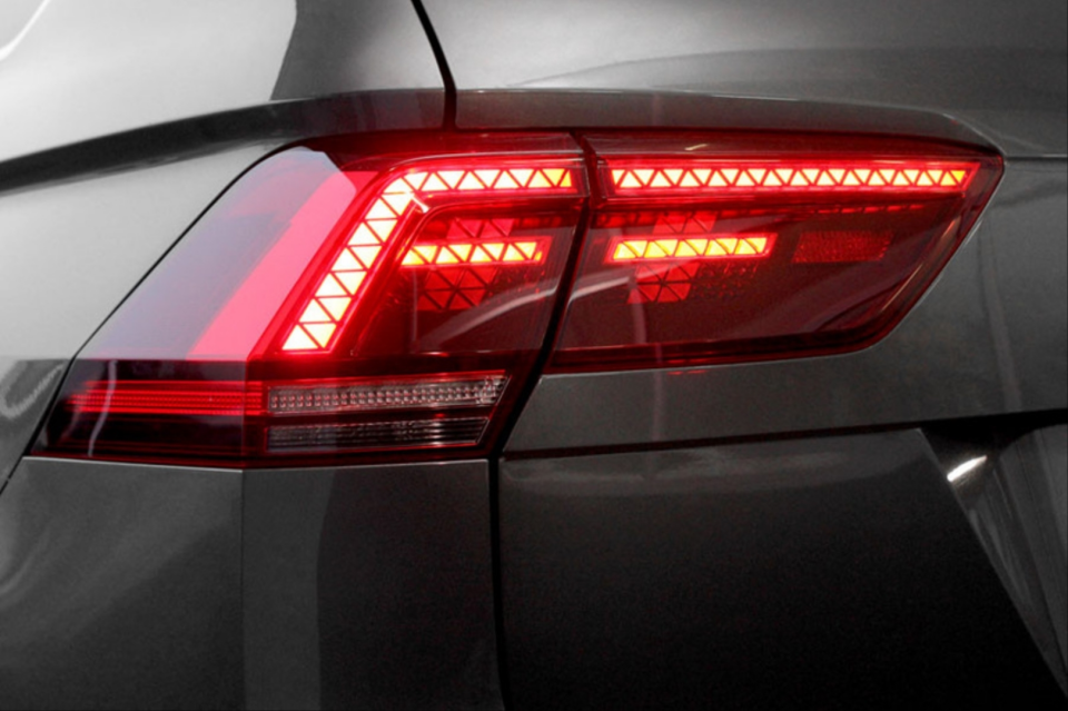 Volkswagen Tiguan 2016-2020 Highline Kayar Sinyalli LED Stop Seti