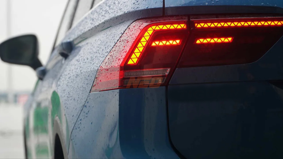 Volkswagen Tiguan 2016-2020 Highline Kayar Sinyalli LED Stop Seti