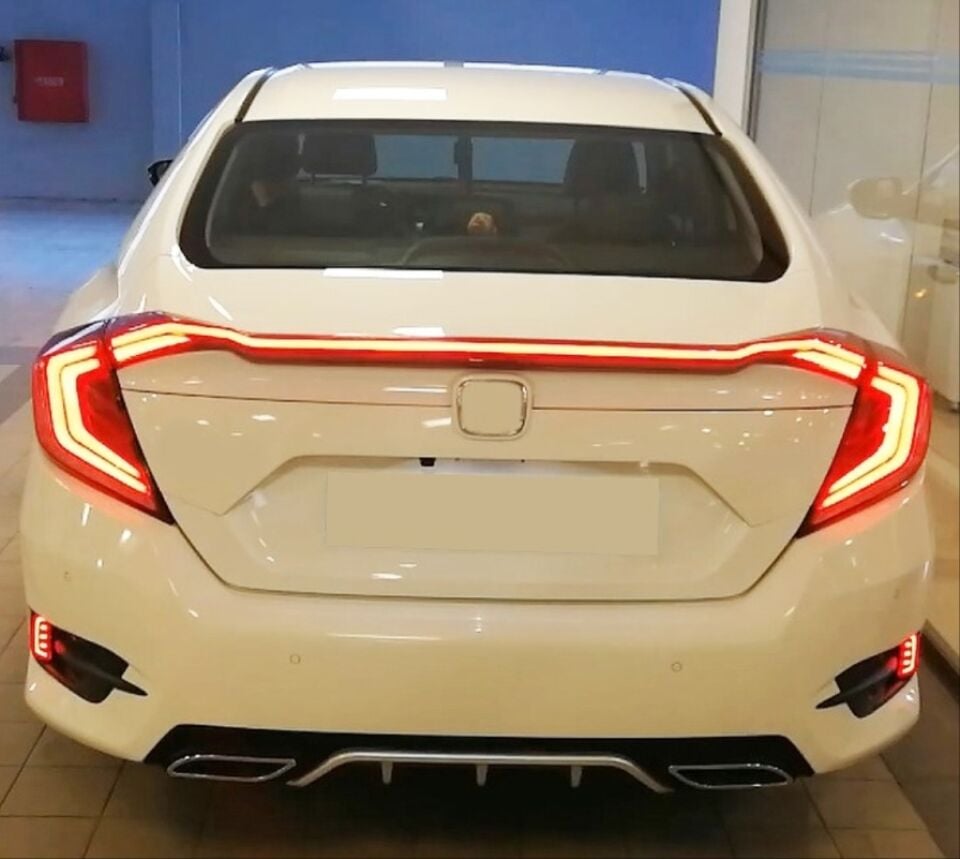 Honda Civic FC5 Spoiler ve Kayar Sinyalli LED Stop Takımı Kırmızı