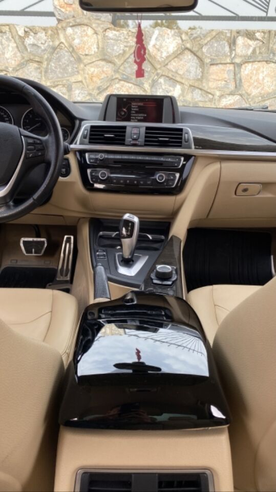 BMW 3 Serisi F30 Kol Dayama Kaplama - Piano Black