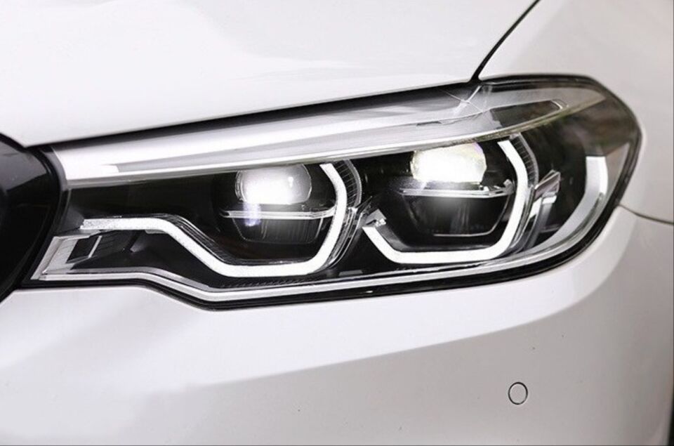 BMW 5 Serisi G30 LED Far Takımı (2017-2019)