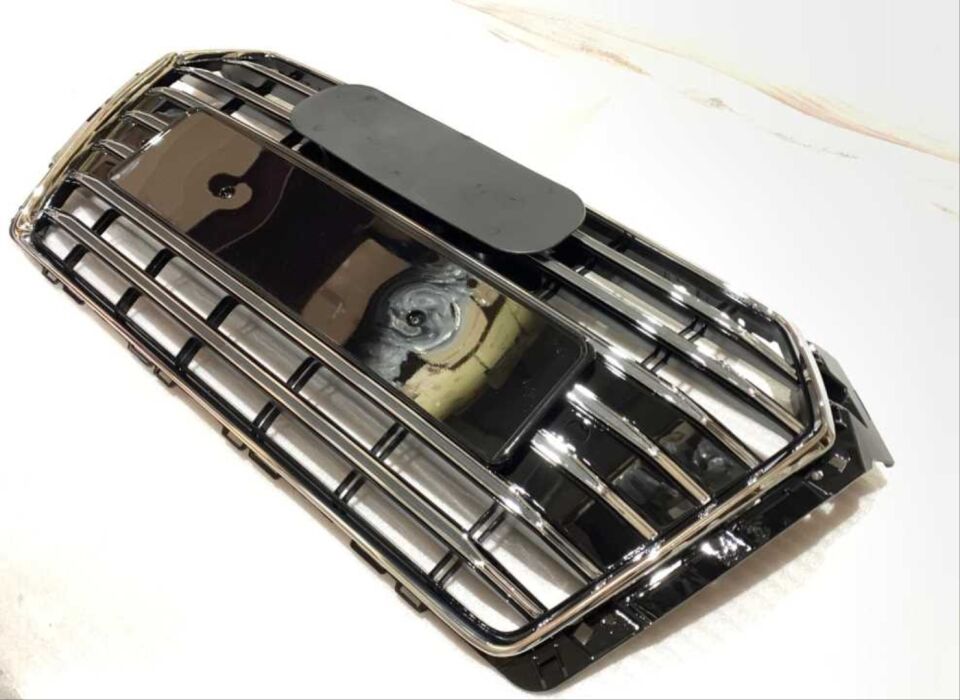 Audi A4 B9 (16-19) S4 Ön Panjur Piano Black