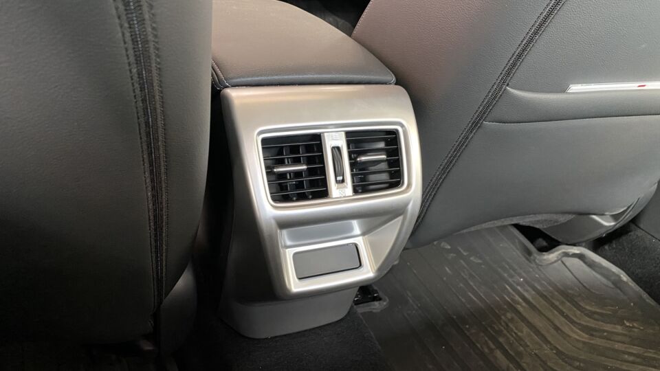 Honda Civic FE1 2022+ Arka Klima Panel Kaplaması Silver