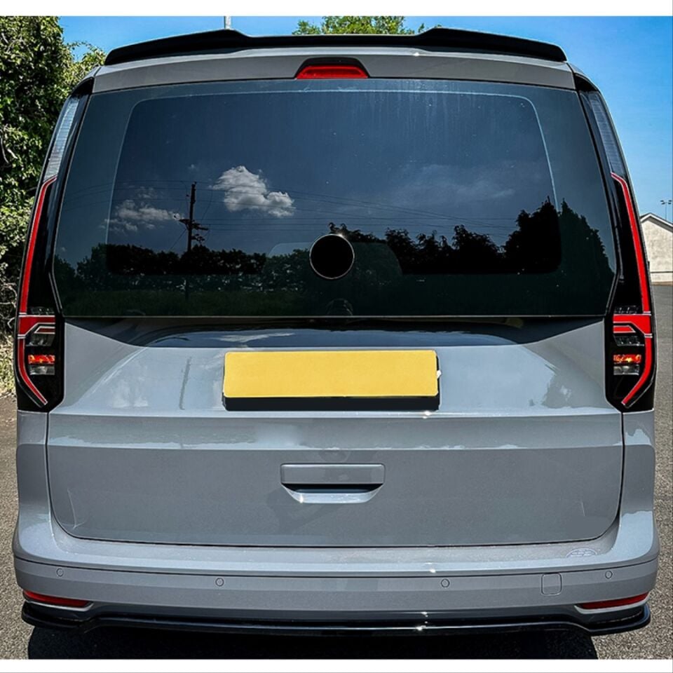 VW Caddy (2021+) Aero Stil Full Body Kit Seti Piano Black