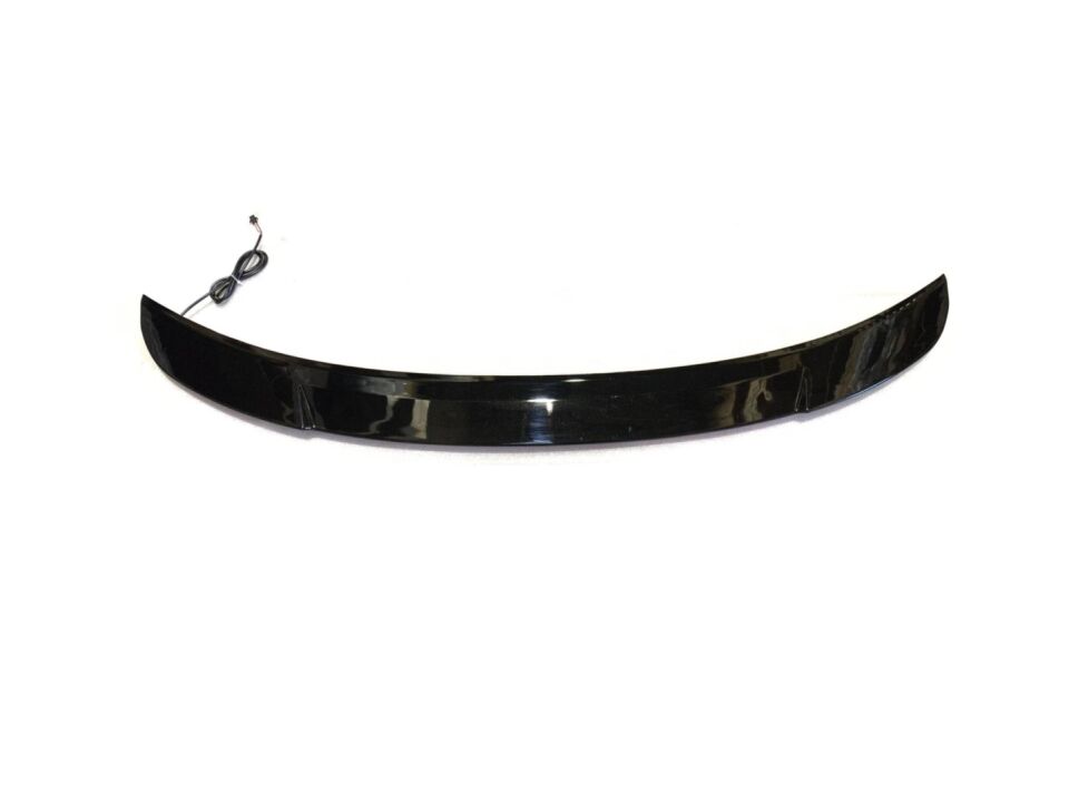 BMW 3 Serisi G20 LED Spoiler - Piano Black