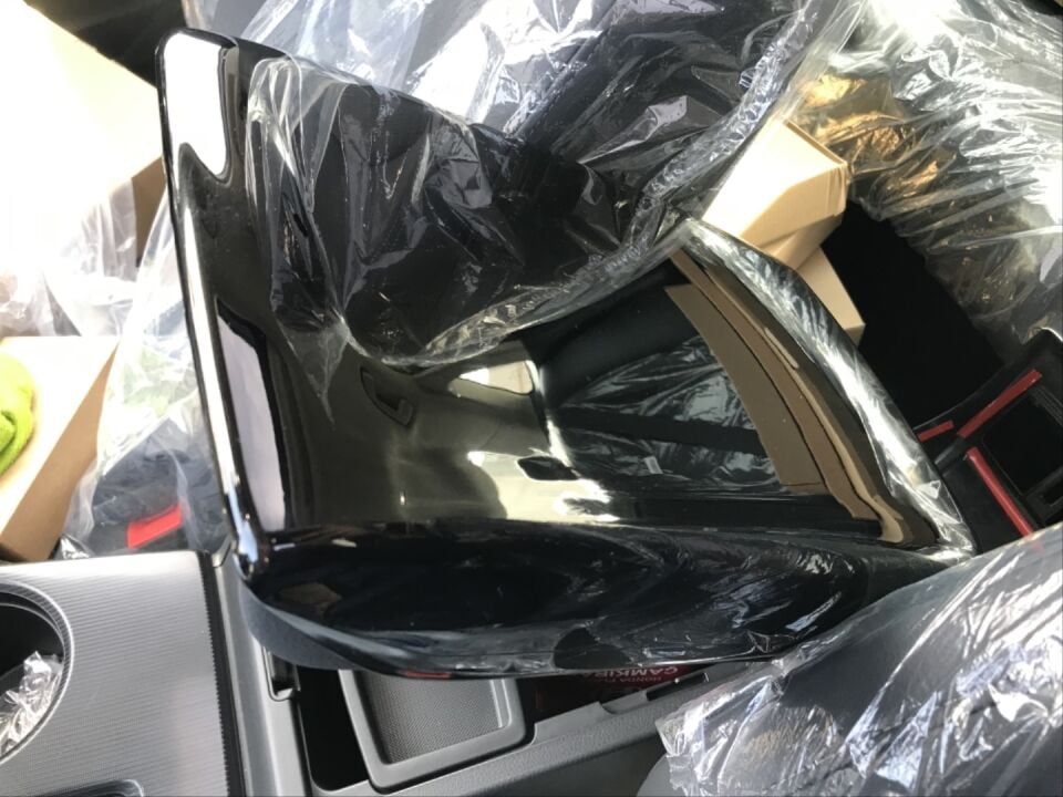 Honda Civic FE1/FL Orta Konsol Kol Dayama Kapağı Piano Black