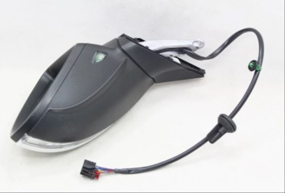 Volkswagen Golf 7/7.5 2013-2020 Elektrikli Otomatik Katlanır Ayna Seti