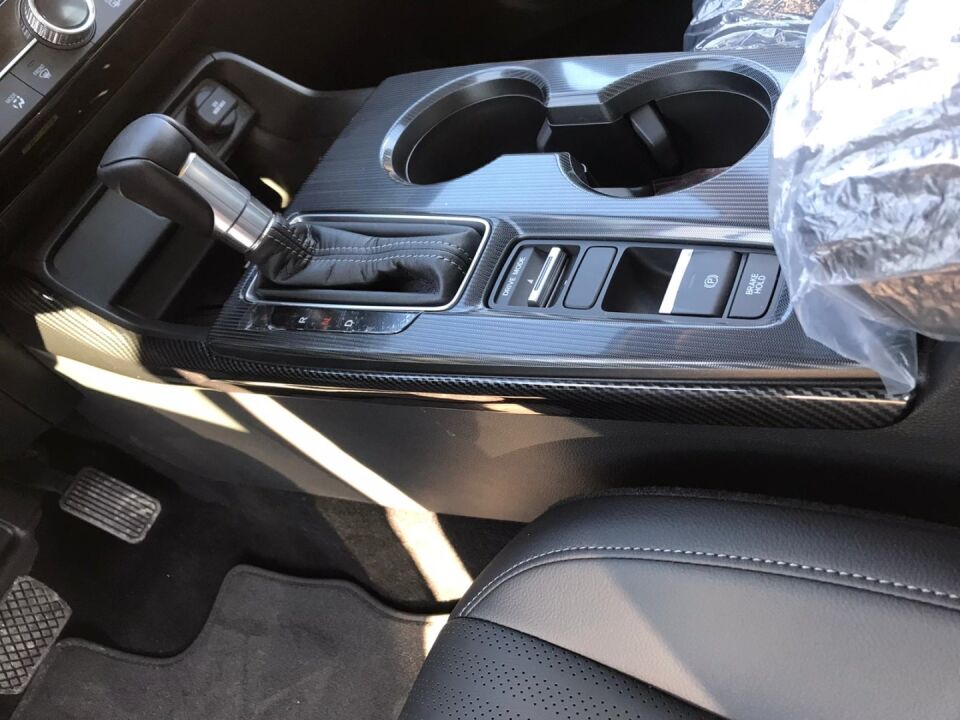 Honda Civic FE1 2022+ Vites Kenarı Kaplama Seti Karbon