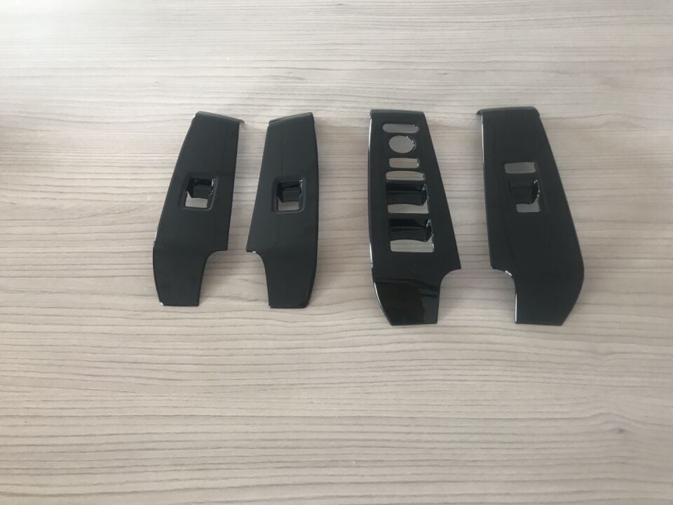 Honda Civic FE1 2022+ Cam Düğme Paneli Kaplama Seti Piano Black