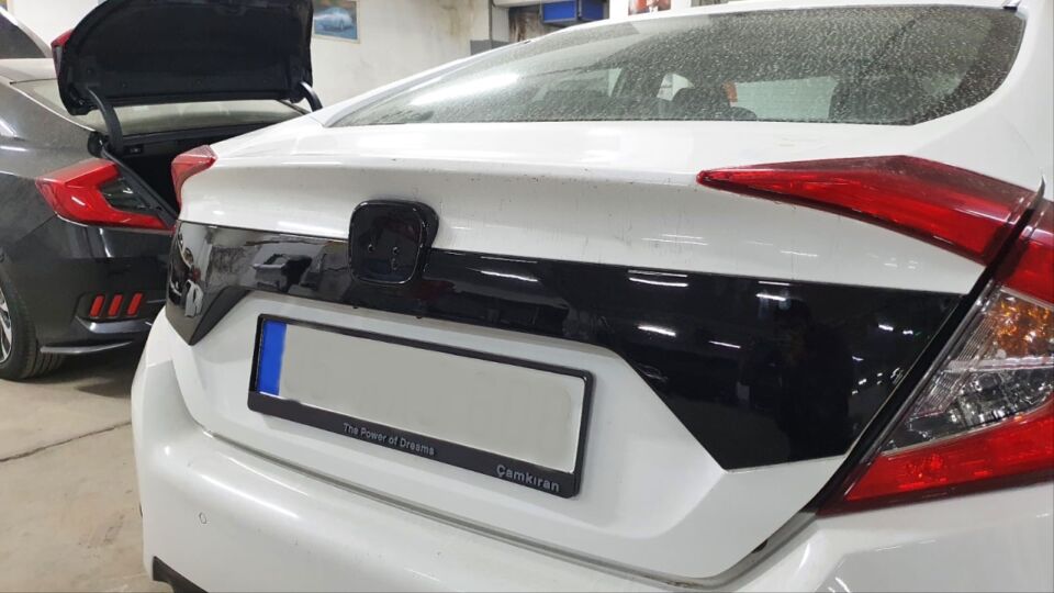 Honda Civic FC5 2016-2021 Piano Black Bagaj Üstü Çıta