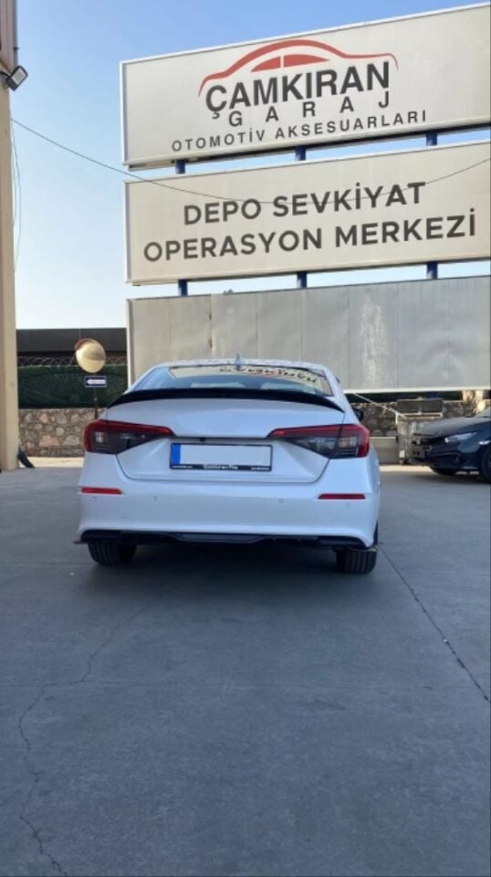 Honda Civic FE Sedan (22+) Aero Arka Difüzör Piano Black