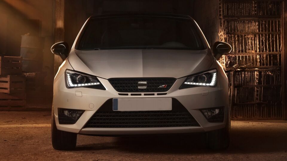 Seat Ibiza 6J 2012-2017 Makyajlı Kasa Kayar Sinyalli Full LED Far Seti