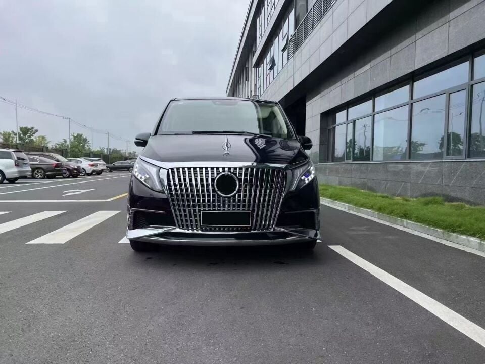 Mercedes-Benz Vito W447 (14+) için V-Class Maybach Body Kit